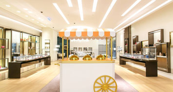 北京百年靈維修服務(wù)中心-(北京華貿(mào)中心店)